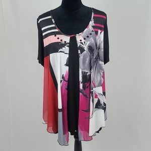 Avenue women 14/16 short sleeve blouse split front